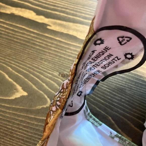 Ruched one shoulder cream and yellow butterfly floral swimsuit mesh size XL XXL - Picture 4 of 4